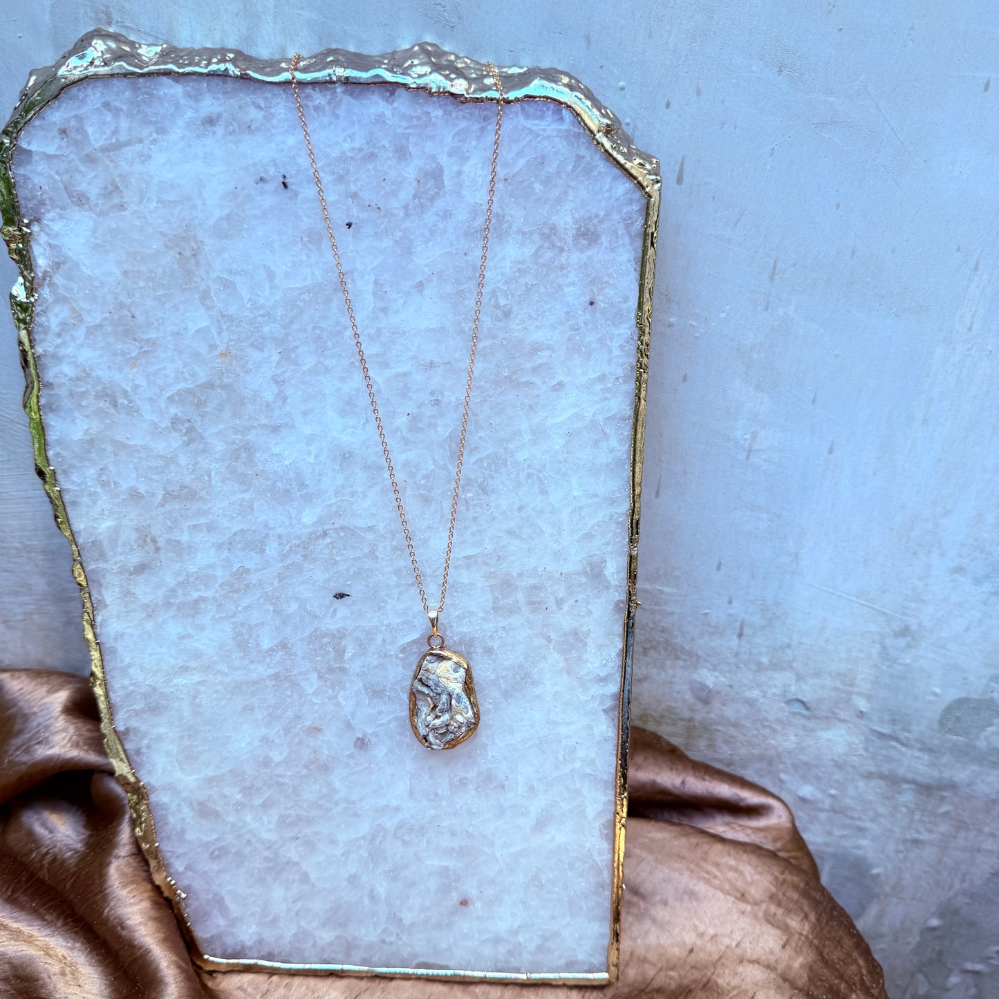 ROSE NECKLACE - GOLD PLATED