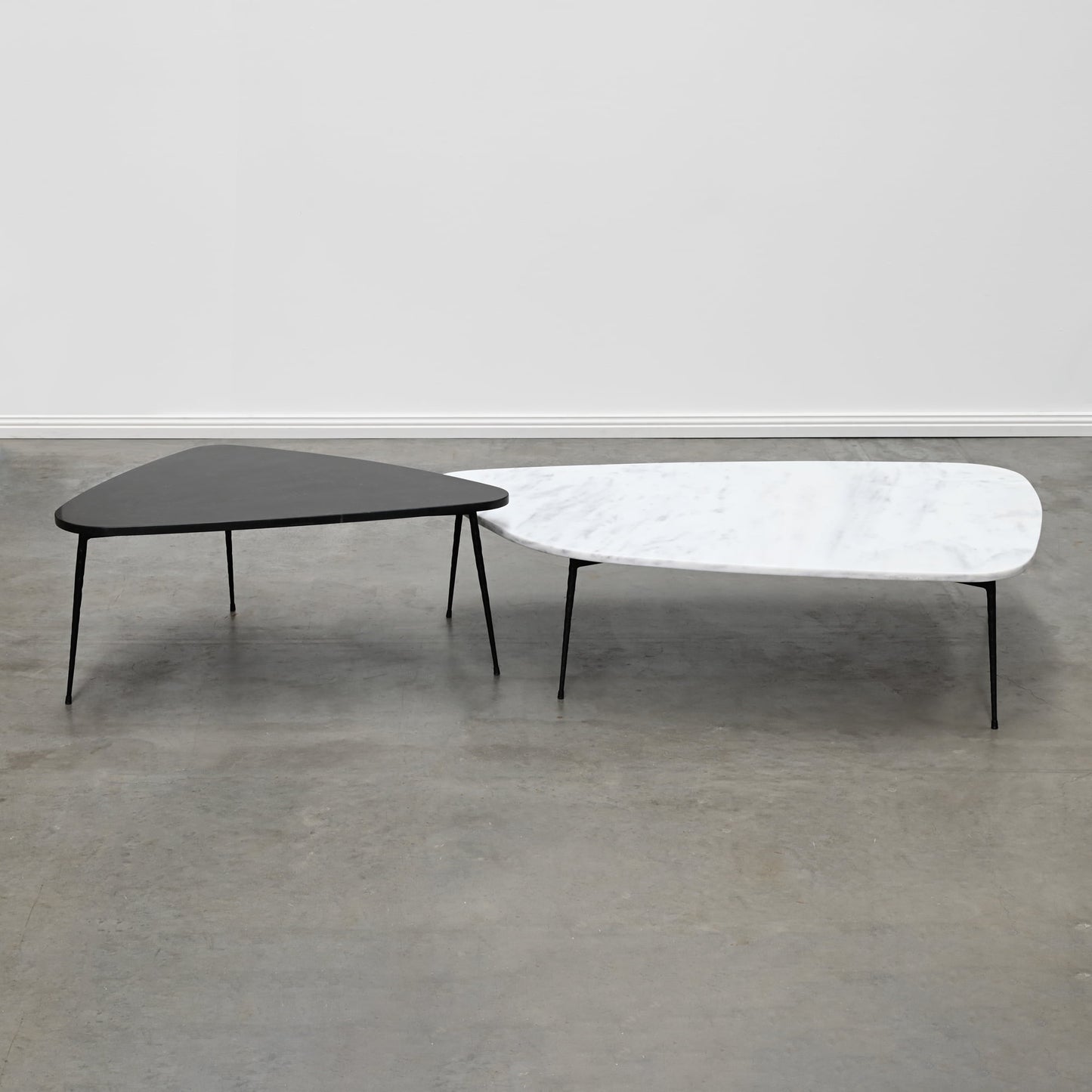 ALBA COFFEE TABLE LARGE – WHITE MARBLE BLACK FRAME