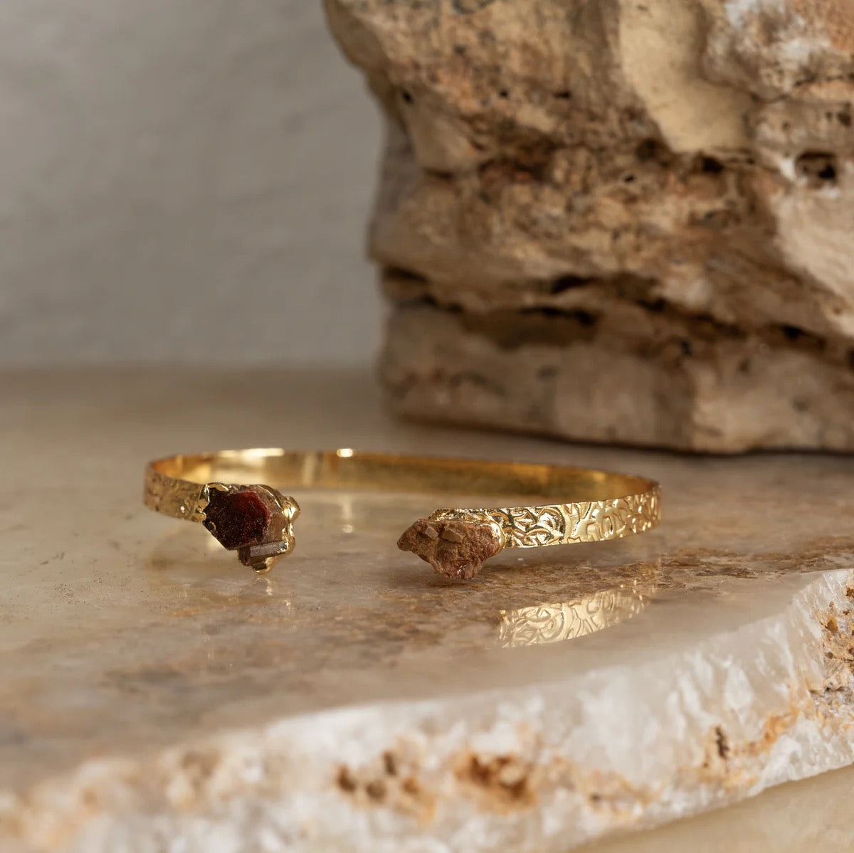 ALEKONA CUFF BRACELET - GOLD PLATED