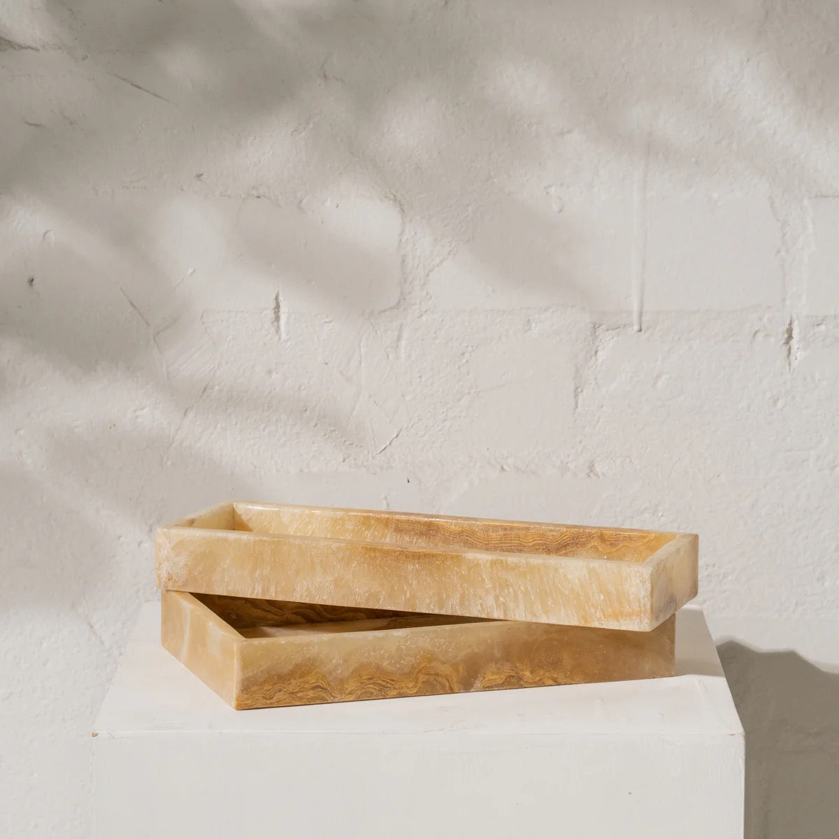 DAPHINA ONYX TRAY - MEDIUM