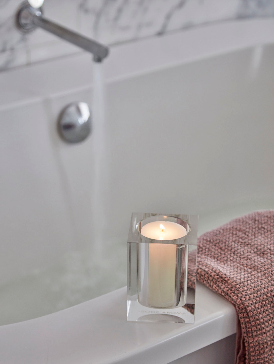 Amber Mahogany 220g Bevelled Crystal Candle