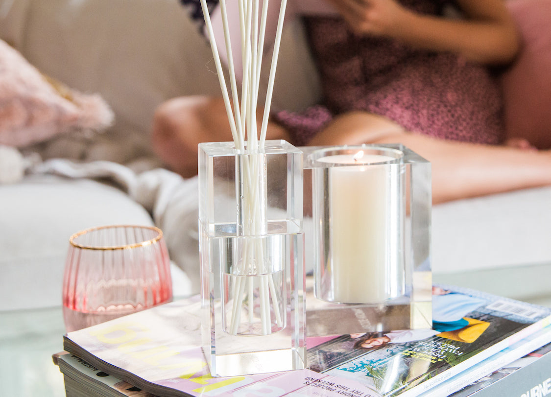 Crisp White Linen 220g Bevelled Crystal Candle