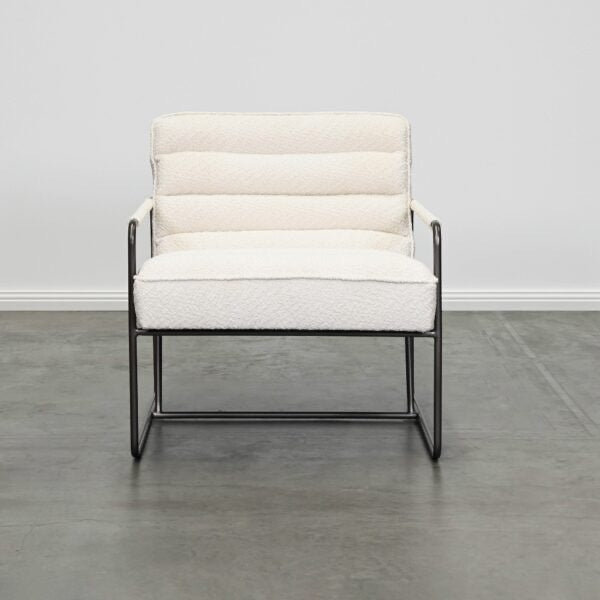 CUBICA CHAIR – BOUCLE CREAM – GUN BLACK FRAME