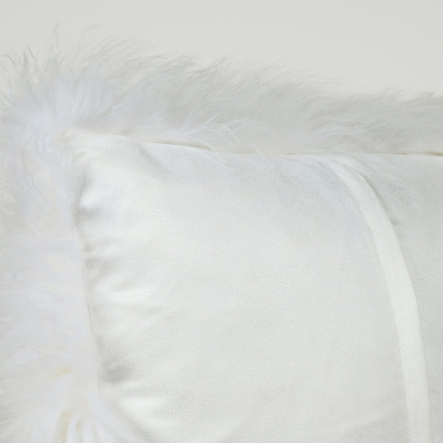 WHITE TIBETAN FUR CUSHION