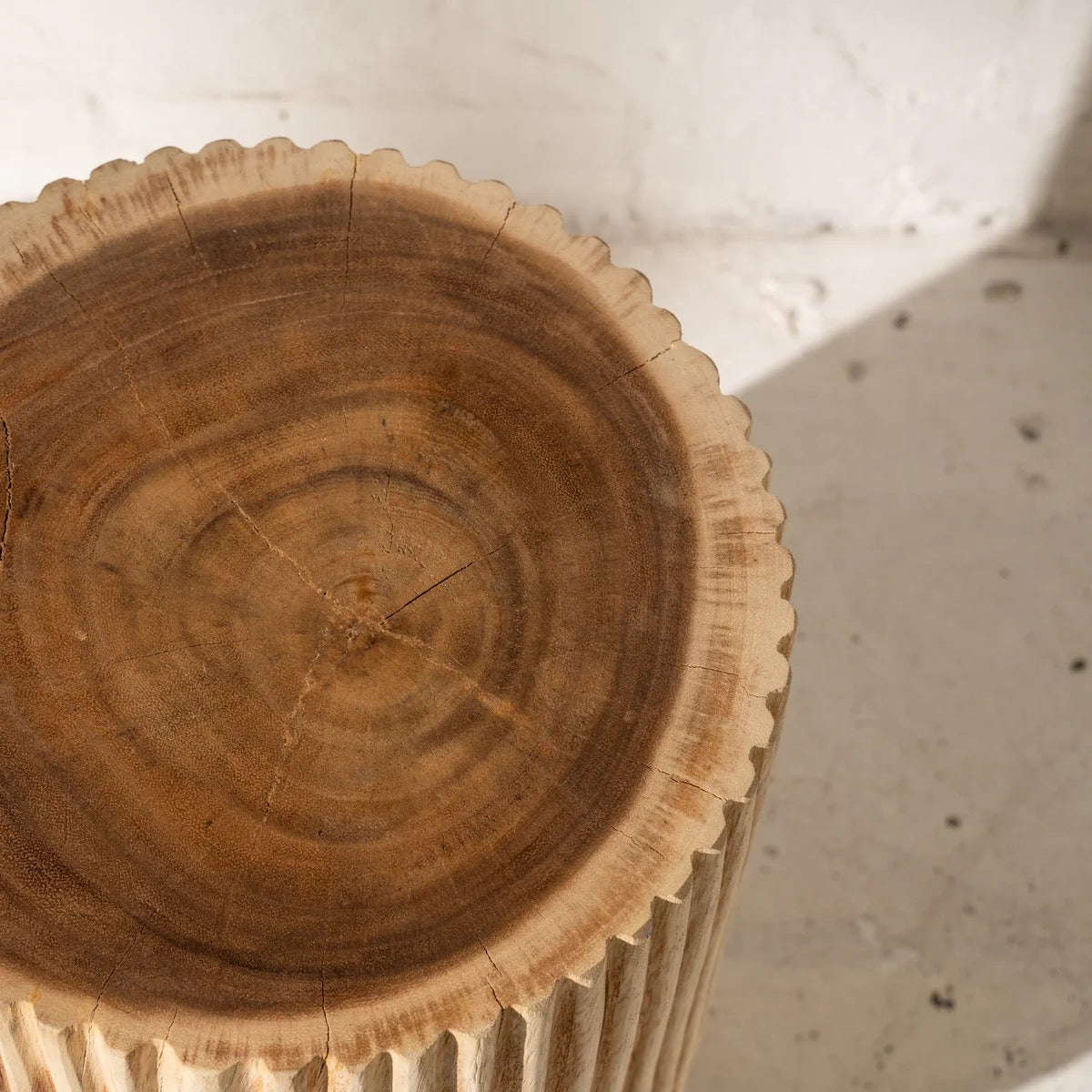 SARI TREE STUMP STOOL