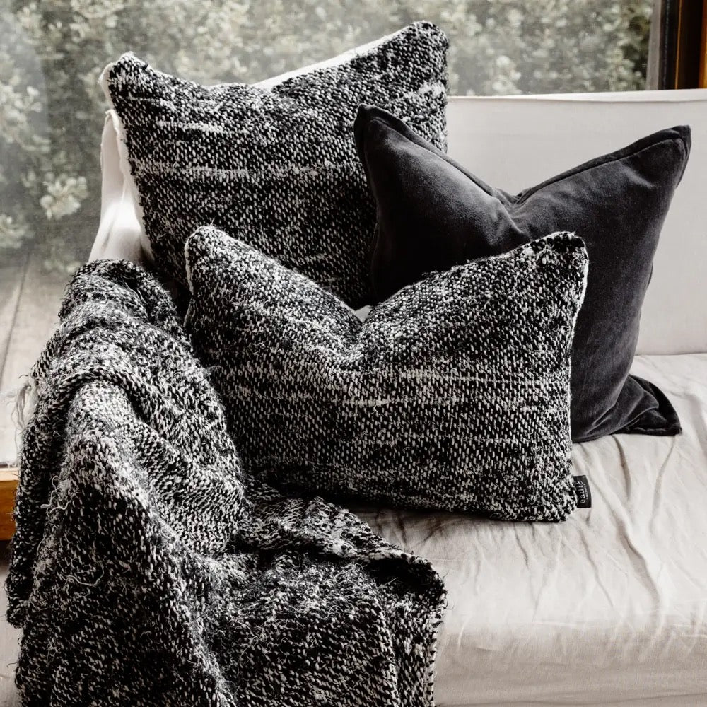 Wabi Cushion - black - 60x60cm