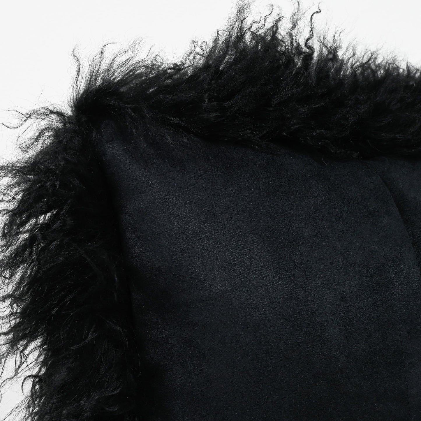 BLACK TIBETAN FUR CUSHIO