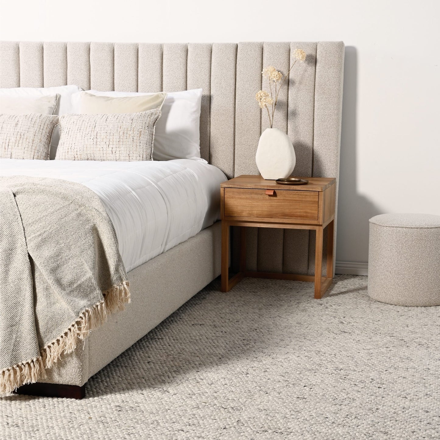 RENEE – HEADBOARD WITH WING – KING – OATMEAL