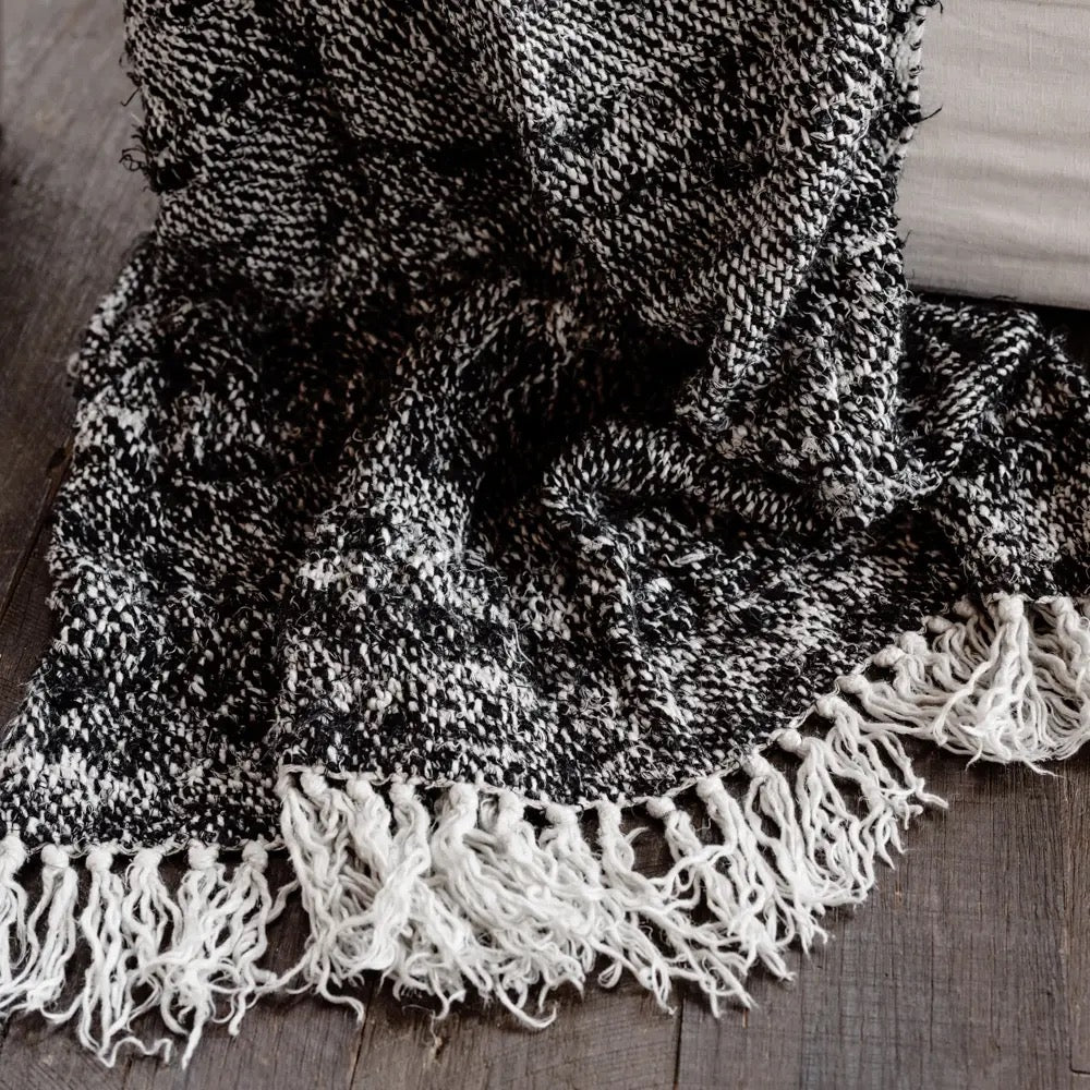 Wabi Throw 100% Recycled Linen - black