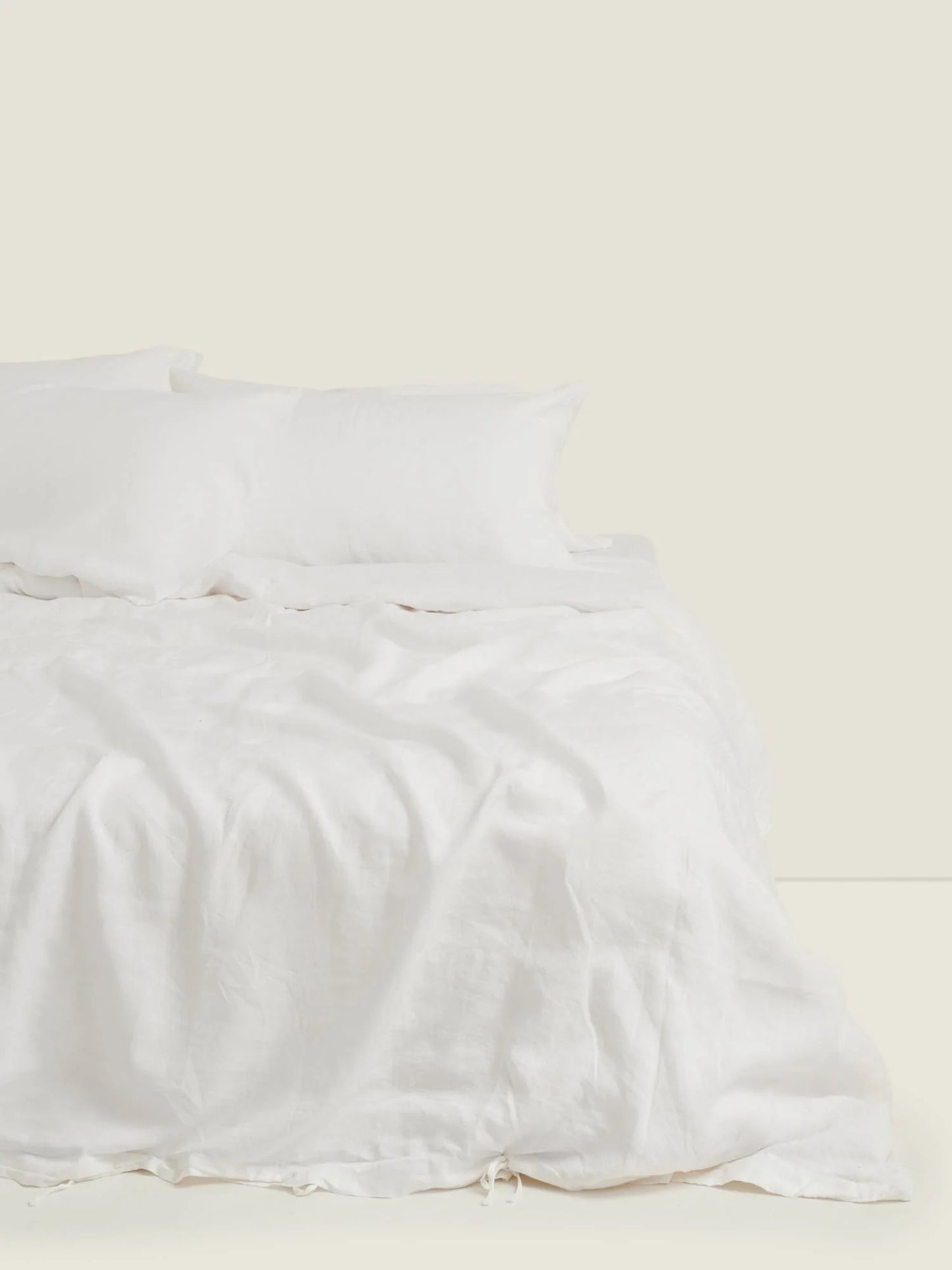 100% Pure French  Linen Duvet Cover in White - queen size