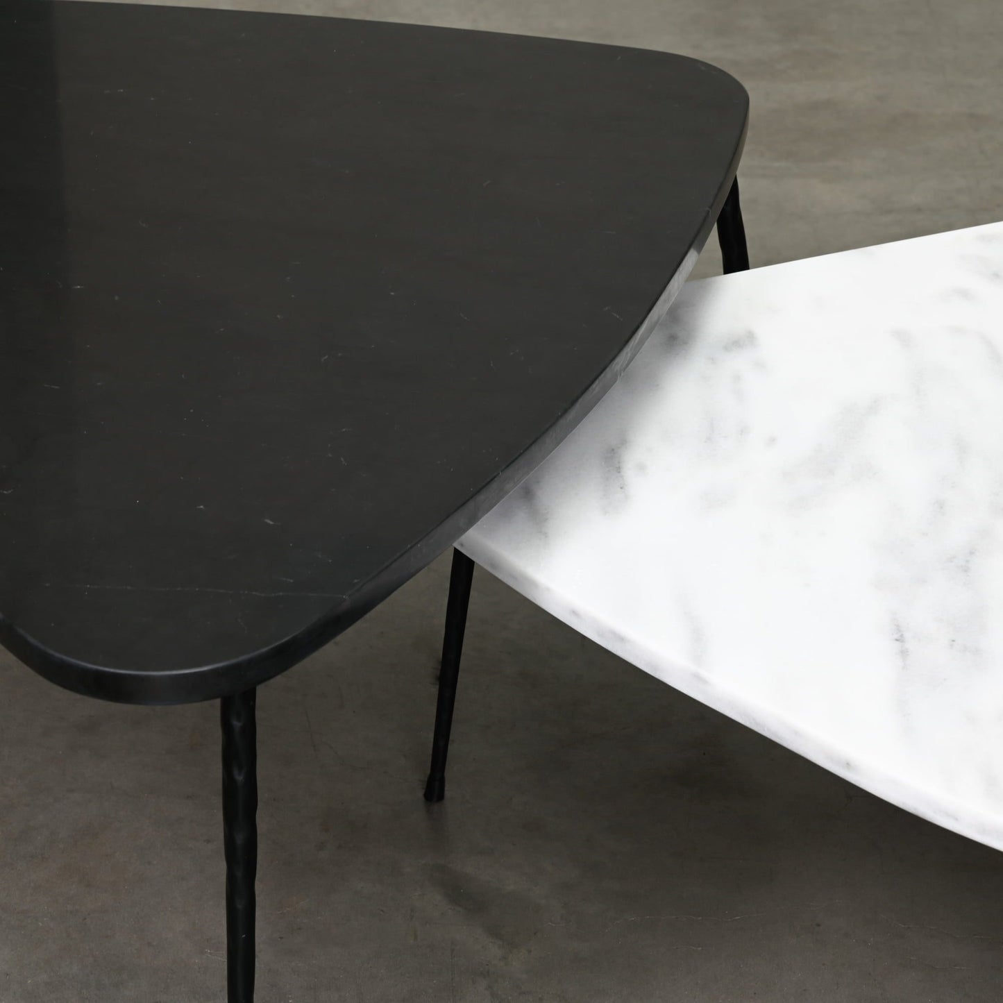ALBA COFFEE TABLE MEDIUM – BLACK MARBLE BLACK FRAME