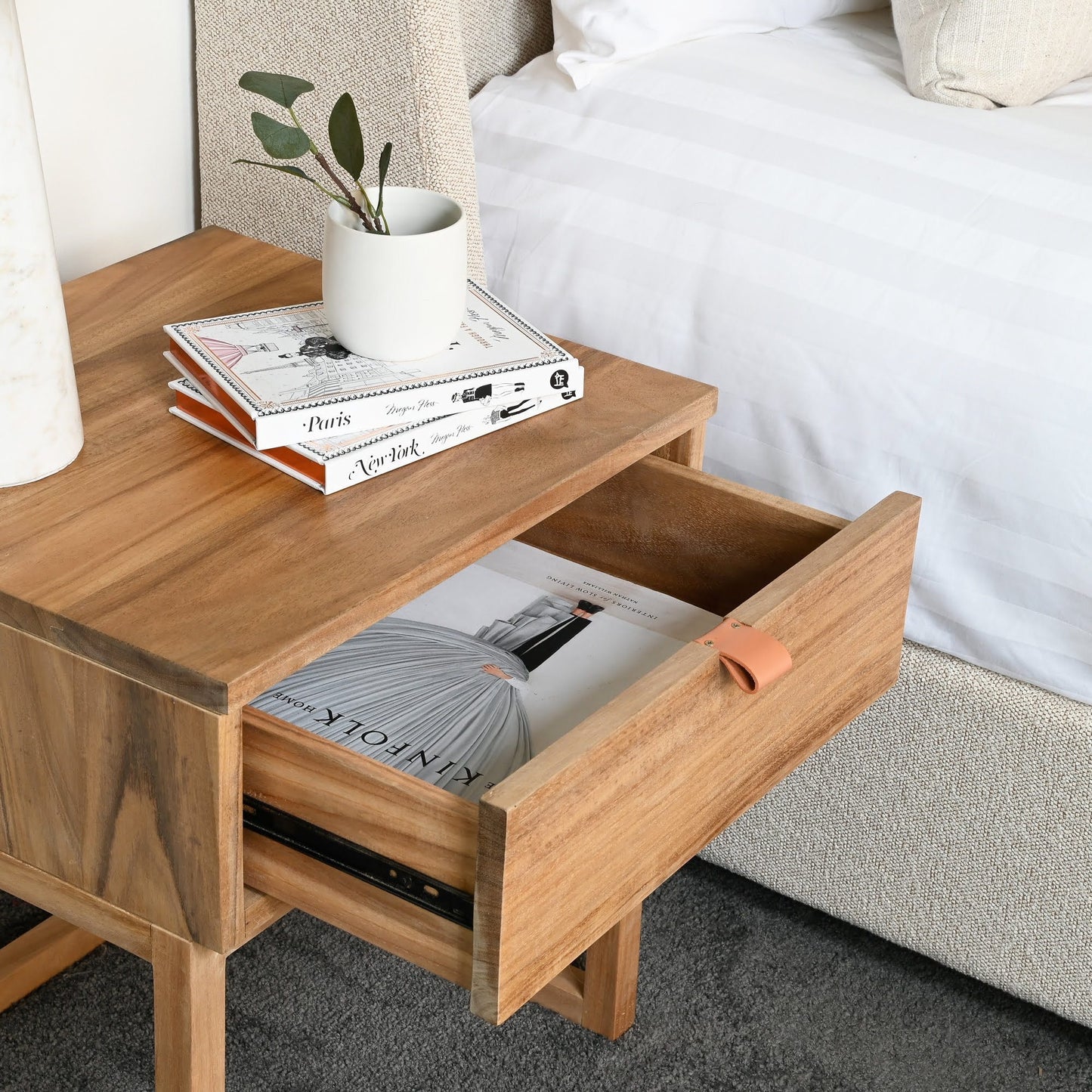 ORI – BEDSIDE TABLE WITH DRAWER - WOOD – NATURAL