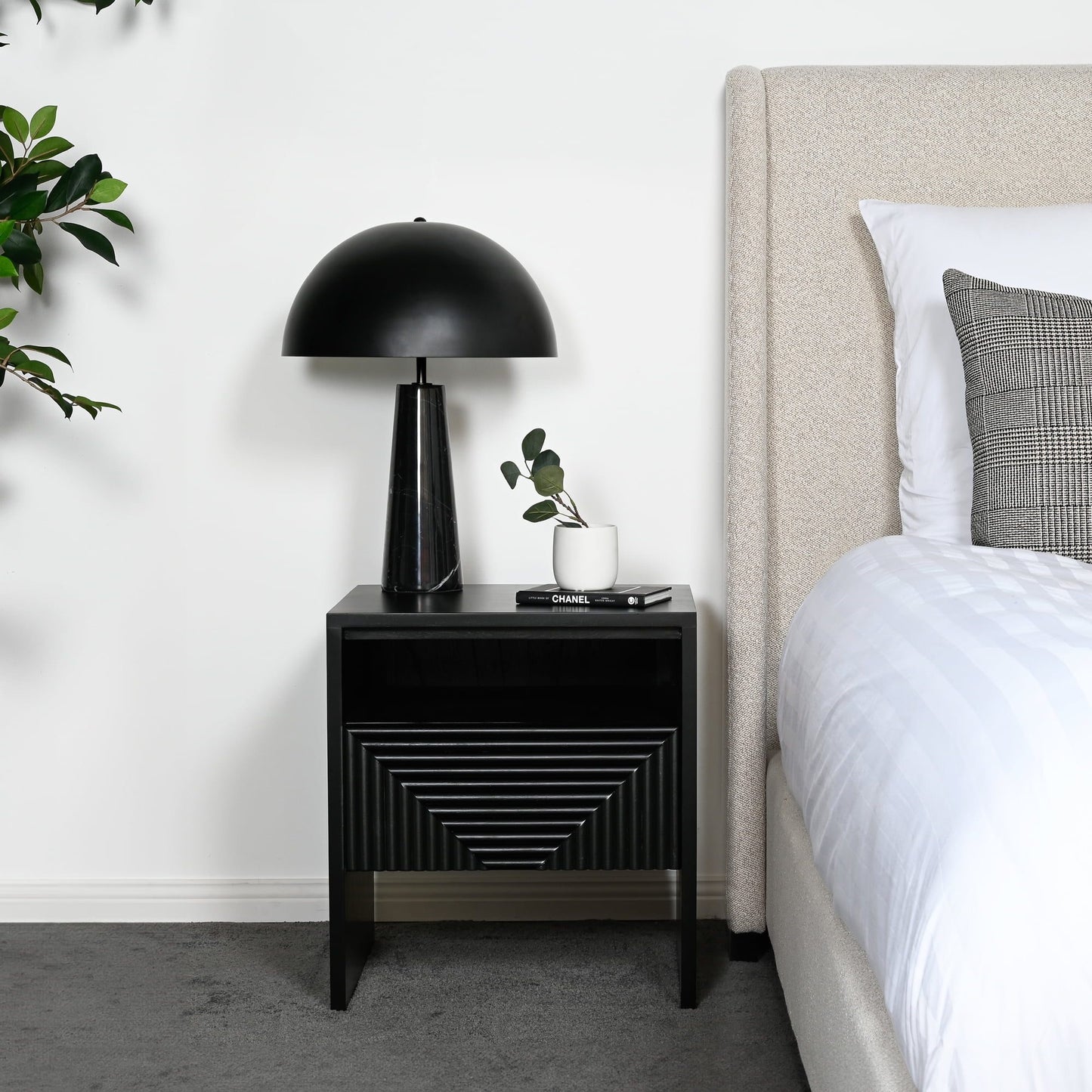 MILA TABLE LAMP – BLACK MARBLE – BLACK SHADE