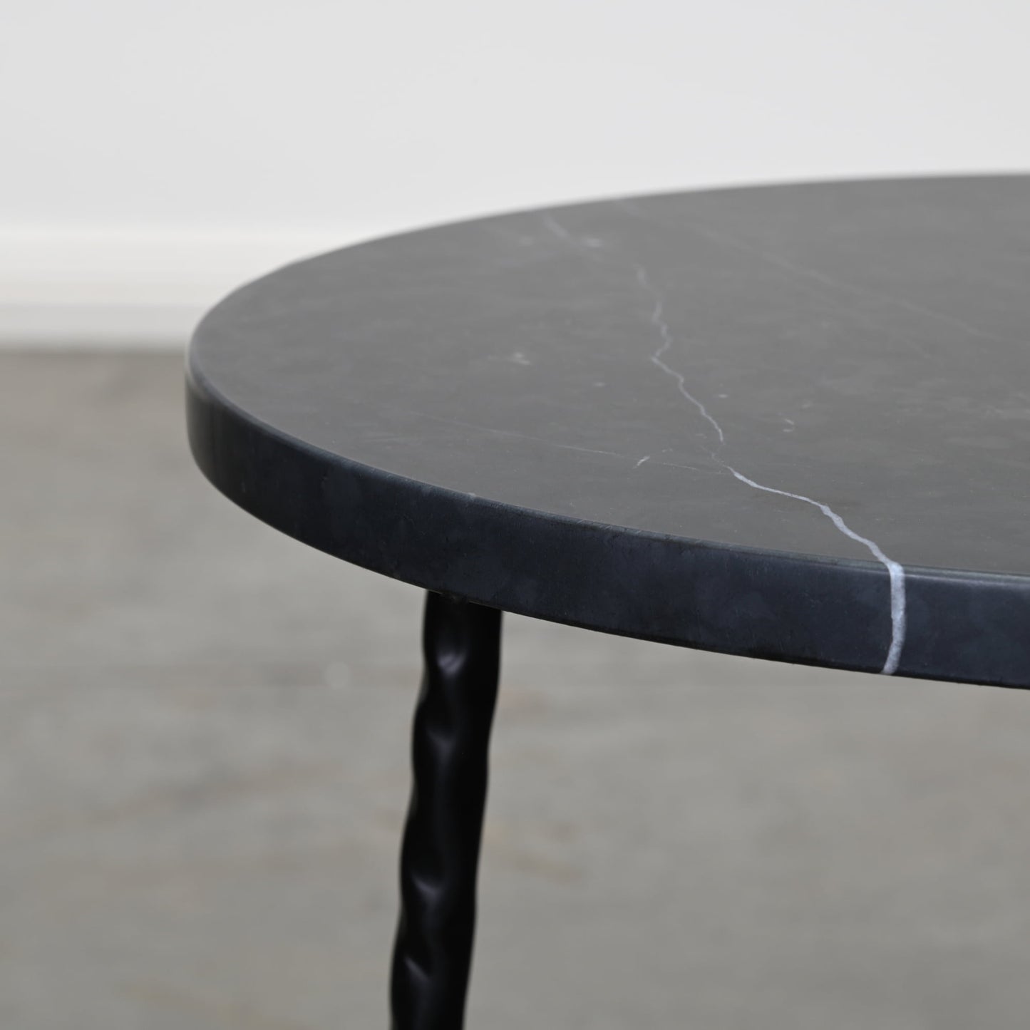ALBA SIDE TABLE SMALL – BLACK MARBLE BLACK FRAME