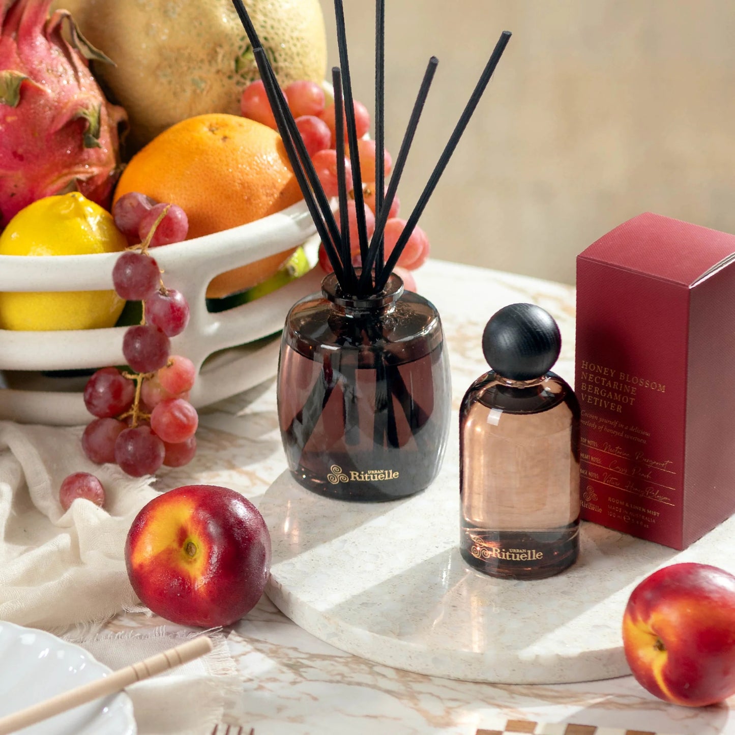 Nectarine, Honey Blossom, Bergamot, Vetiver Fragrance Diffuser Set | 220ml