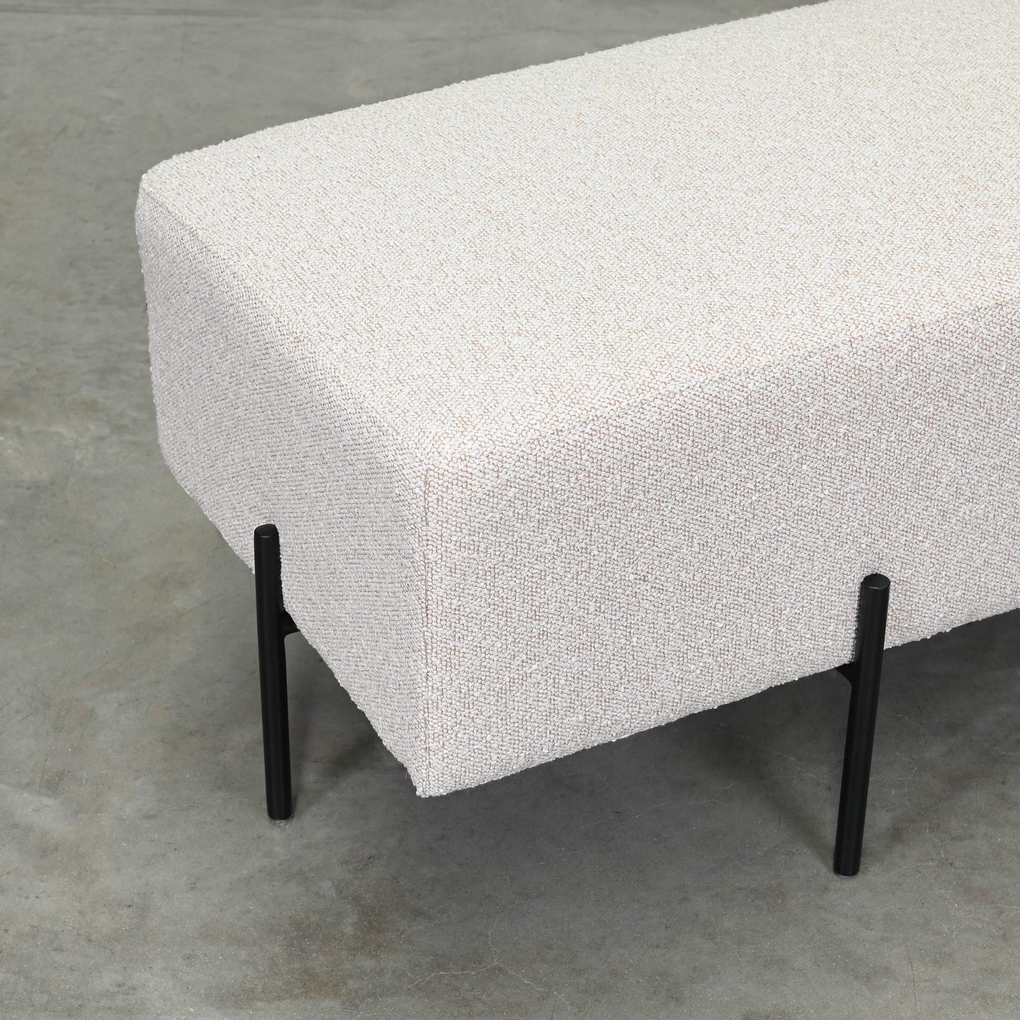 COCO OTTOMAN – OATMEAL – BLACK LEG