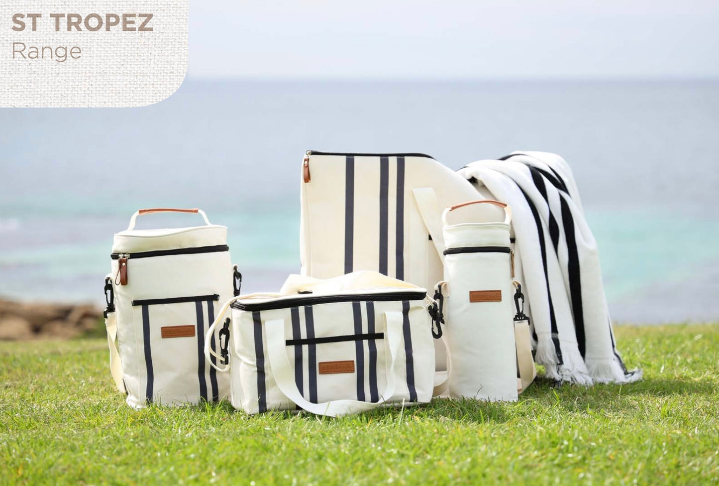 Stripe beach towel - white and black